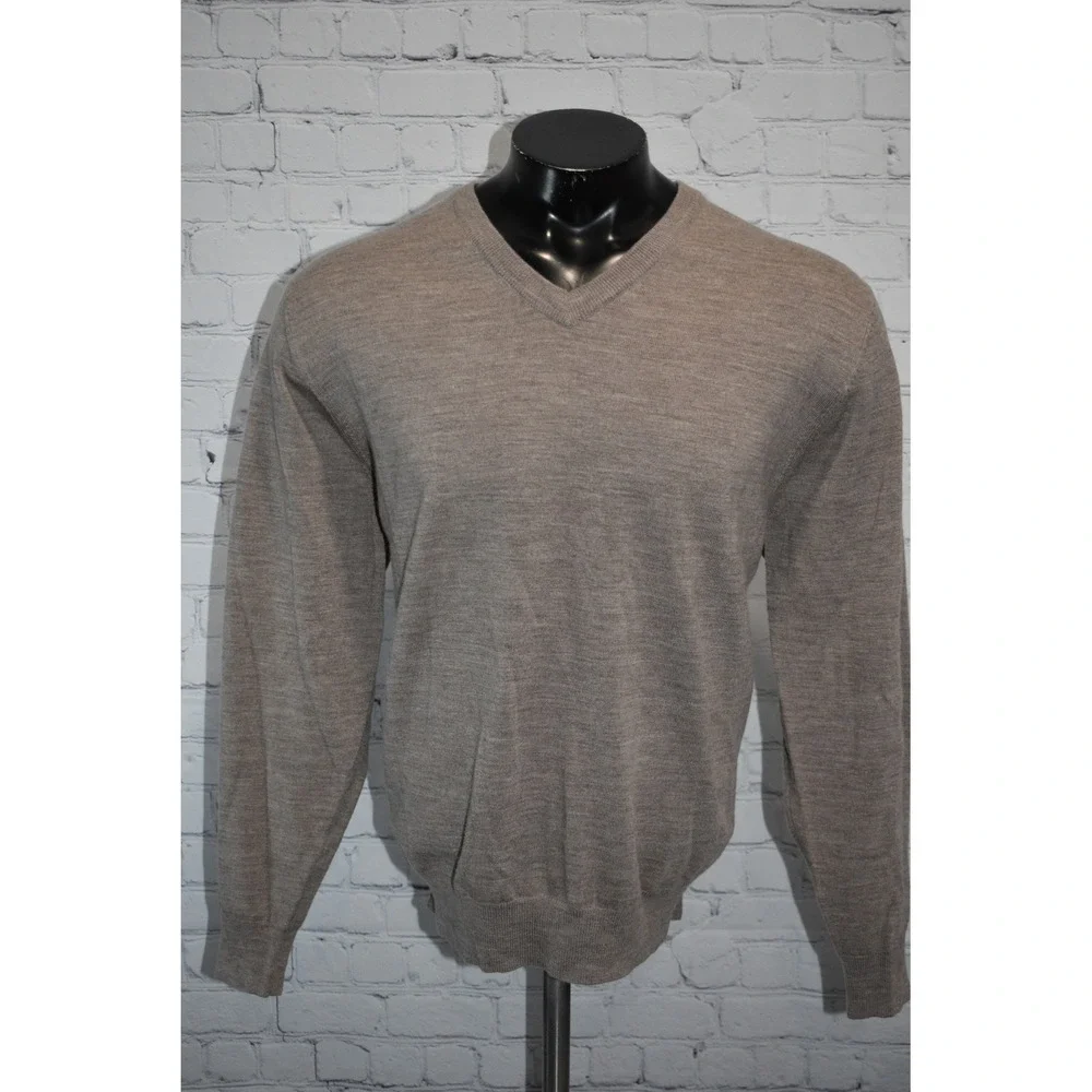 Jos A Bank Sweater Mens Large Tan V-Neck 100% Wool Classic Collection Golf